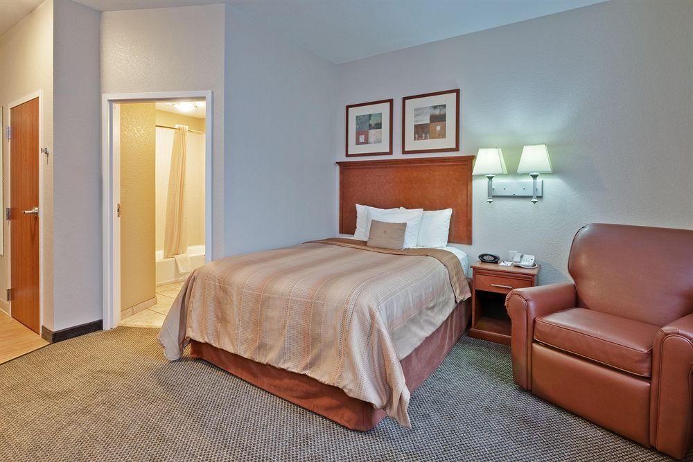 Hotel Candlewood By Ihg 2*