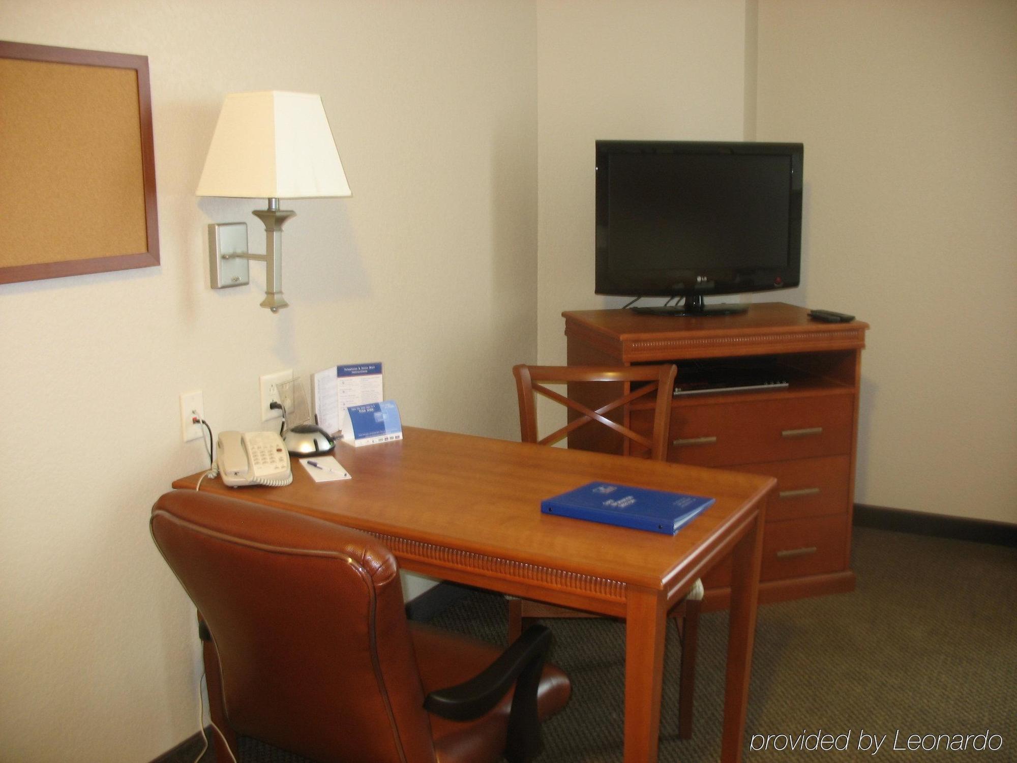 Candlewood By Ihg Hotel