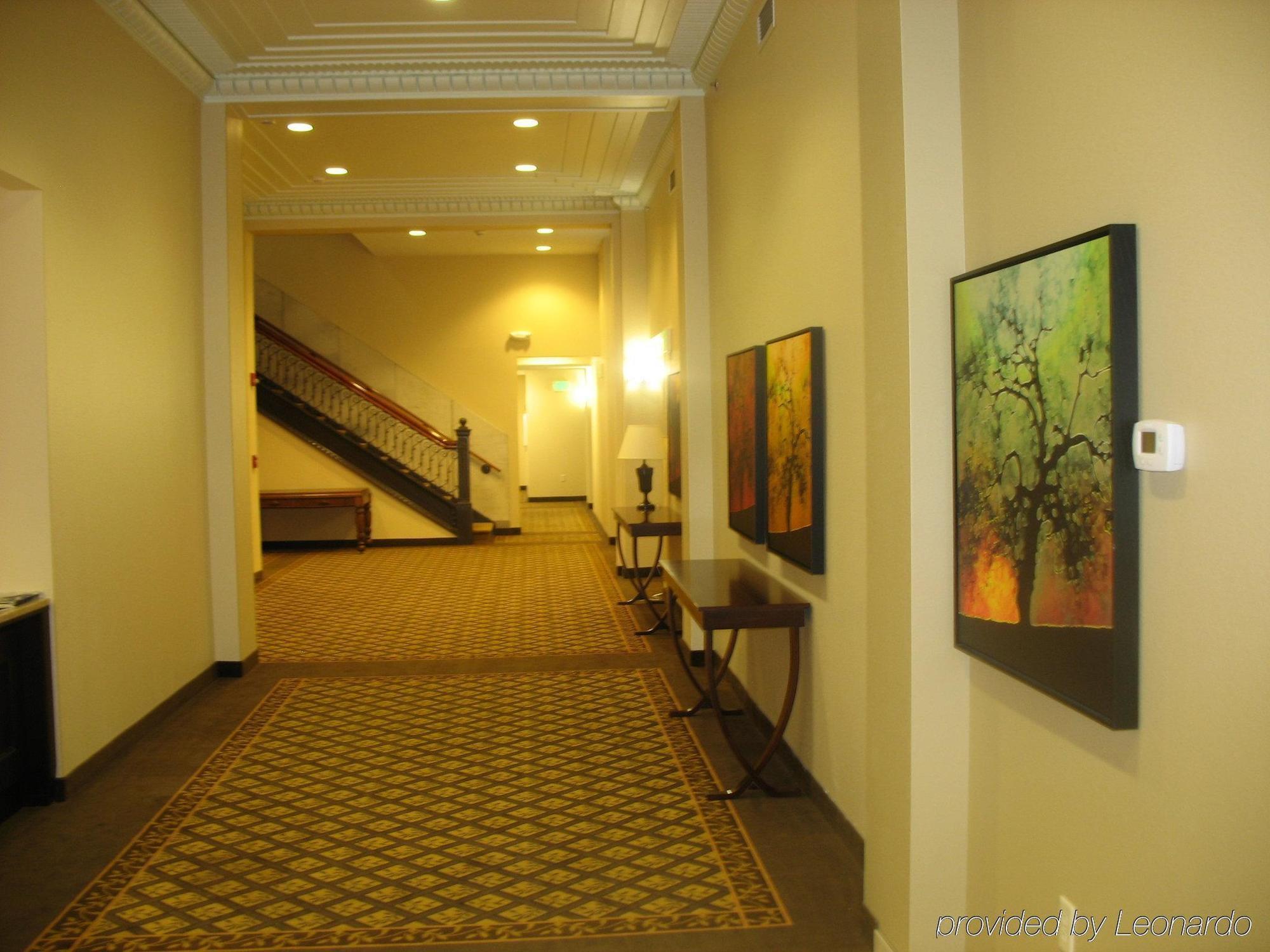 Candlewood By Ihg Hotel