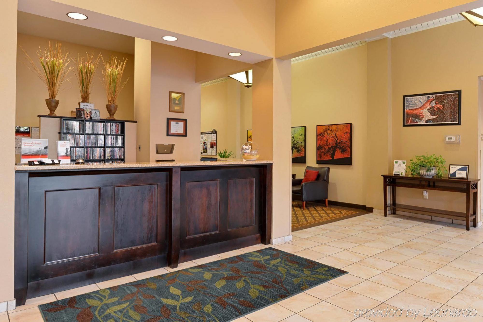Candlewood By Ihg Hotel 2*